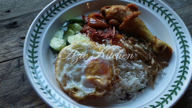 Nasi Lemak Kuku