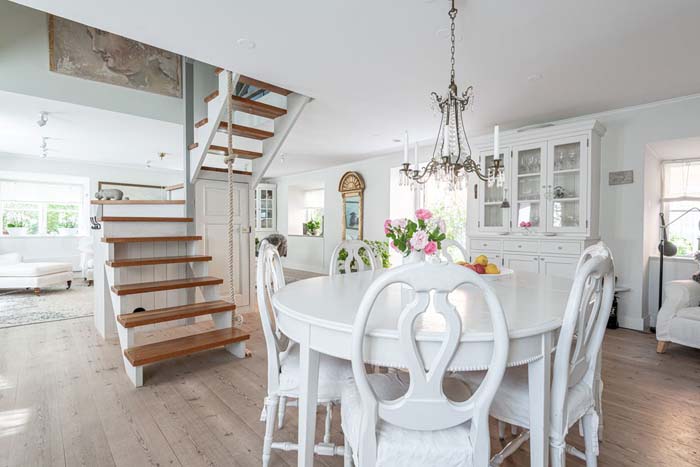 Valkoista ja romanttista