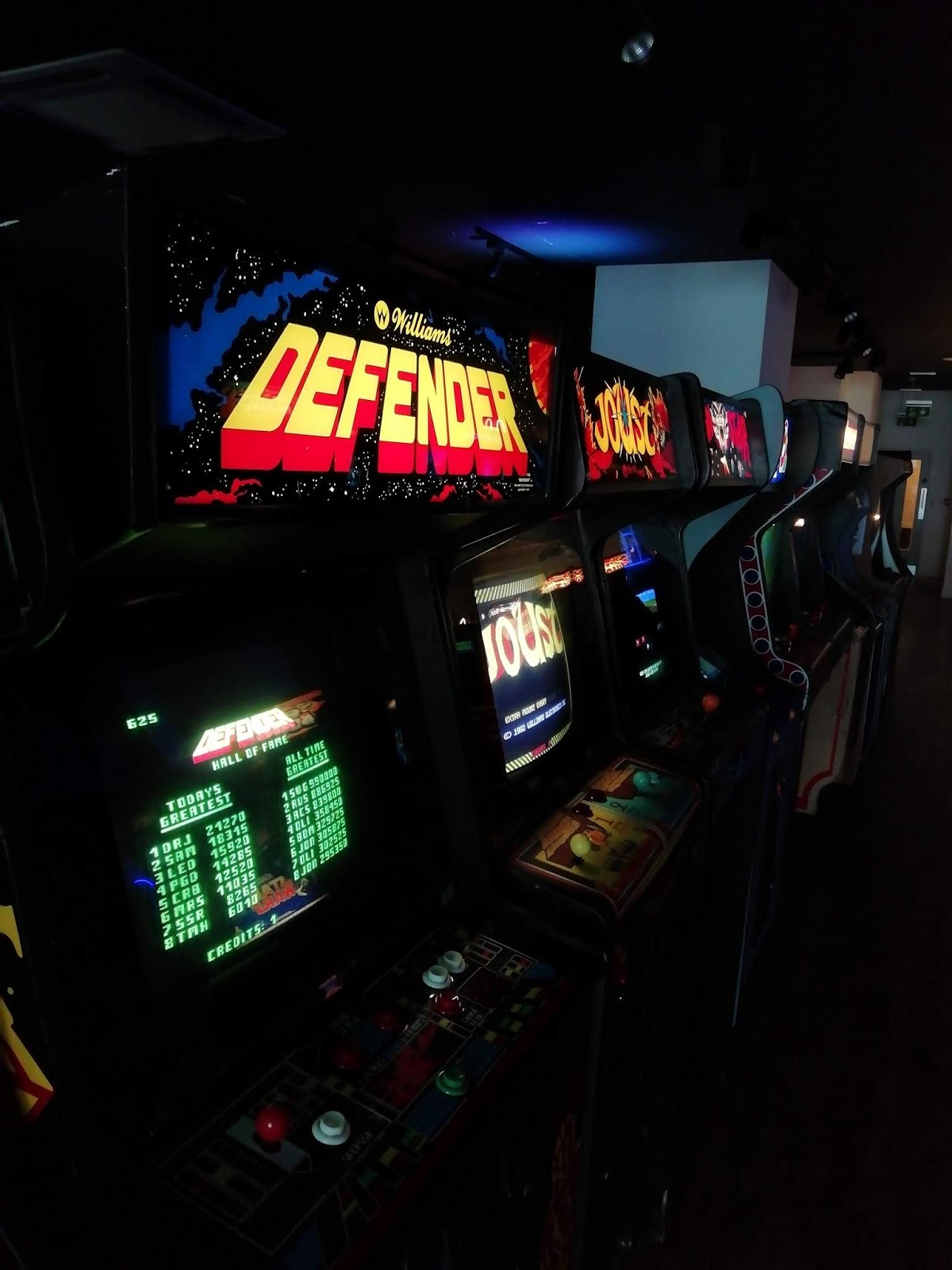 THE LOST ARCADE BRISTOL