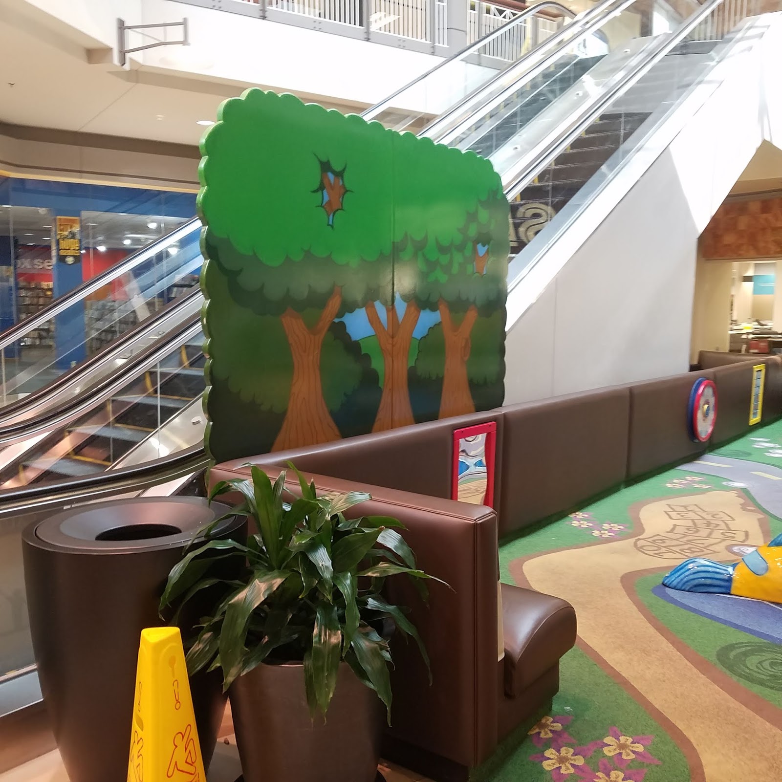 Play St. Louis: Mid Rivers Mall, St. Peters