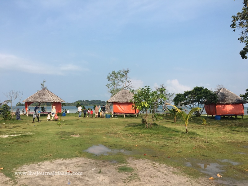 Menikmati Pasir Putih Di Pantai Elyora Barelang Batam Livejournalofasad Com