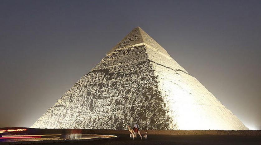 Dreams of tourism الغرفة السرية في الهرم الأكبر
