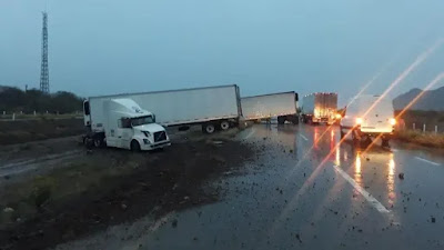 Tres tráileres protagonizaron accidente en el tramo carretero Hermosillo- Guaymas