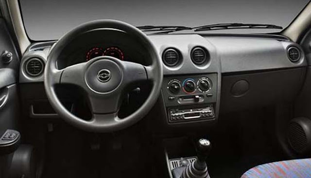 Chevrolet Celta 2011 1.0 - interior