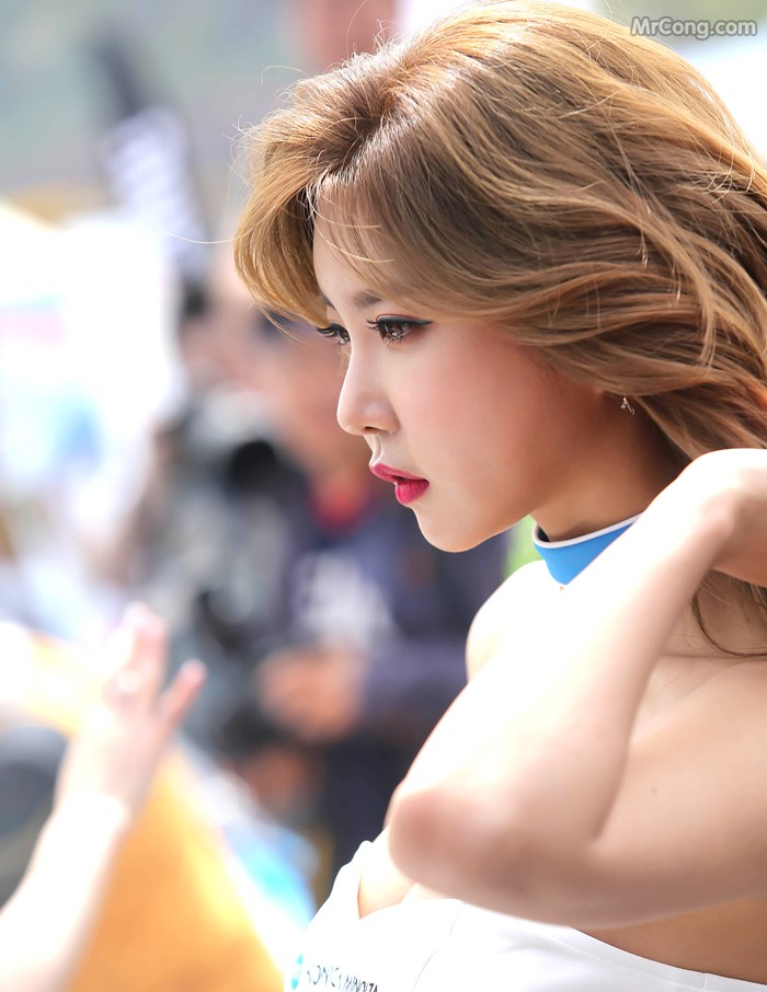 Heo Yoon Mi&#39;s beauty at the CJ Super Race event, Round 1 (70 photos) photo 4-6
