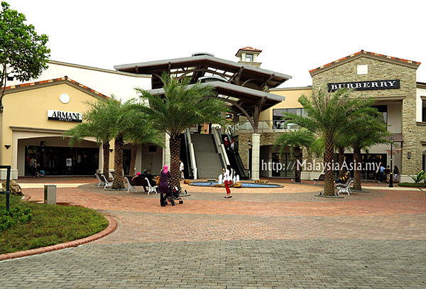 Tourism Johor - Johor Premium Outlets (atau JPO) merupakan