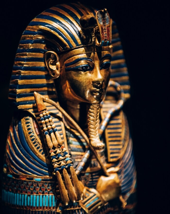 Patung emas Tutankhamun