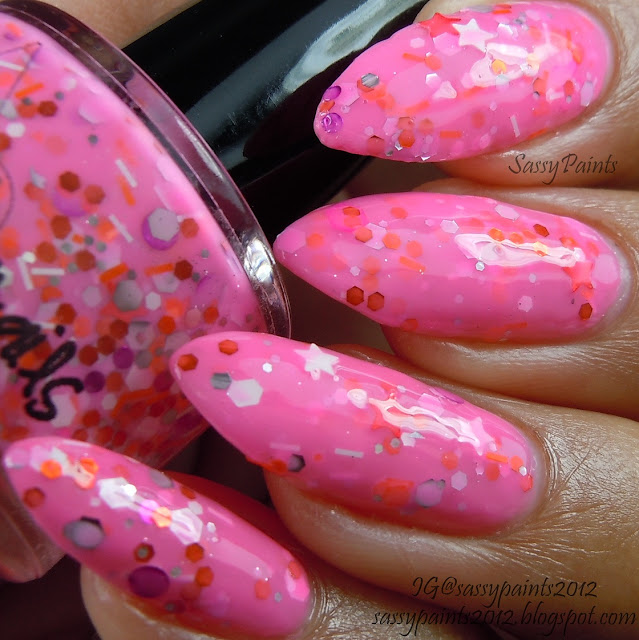 Sassy Paints Jindie Nails "Fun Intended" & "Princess Consuela Banana