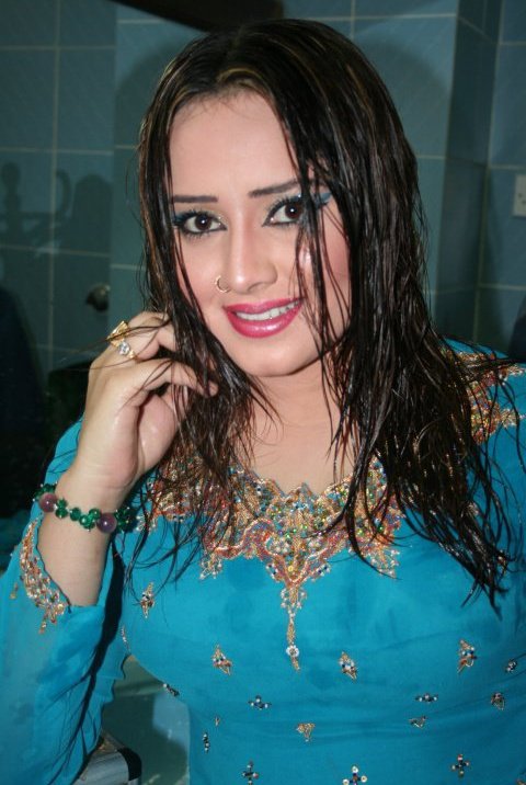 Pakistani Film Drama Actress And Models Pashto Film Drama Actress And Model Nadia Gul Hot 