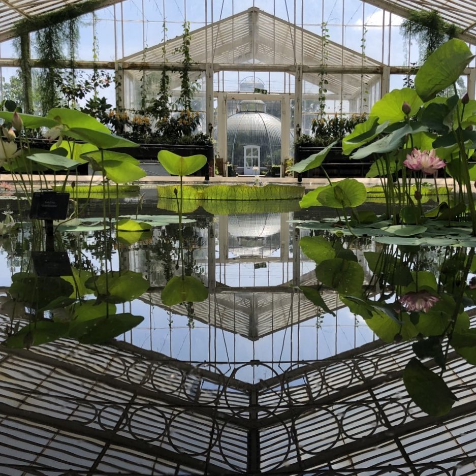 Spot wisata favorit kota London Kew Gardens