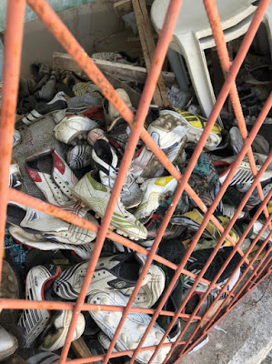 BAIXA DO MEIO: Na minha última visita ao estádio municipal, no distrito de BAIXA DO MEIO, “O PAJEZÃO”. A imagem que mais me deixou triste, foi essa!