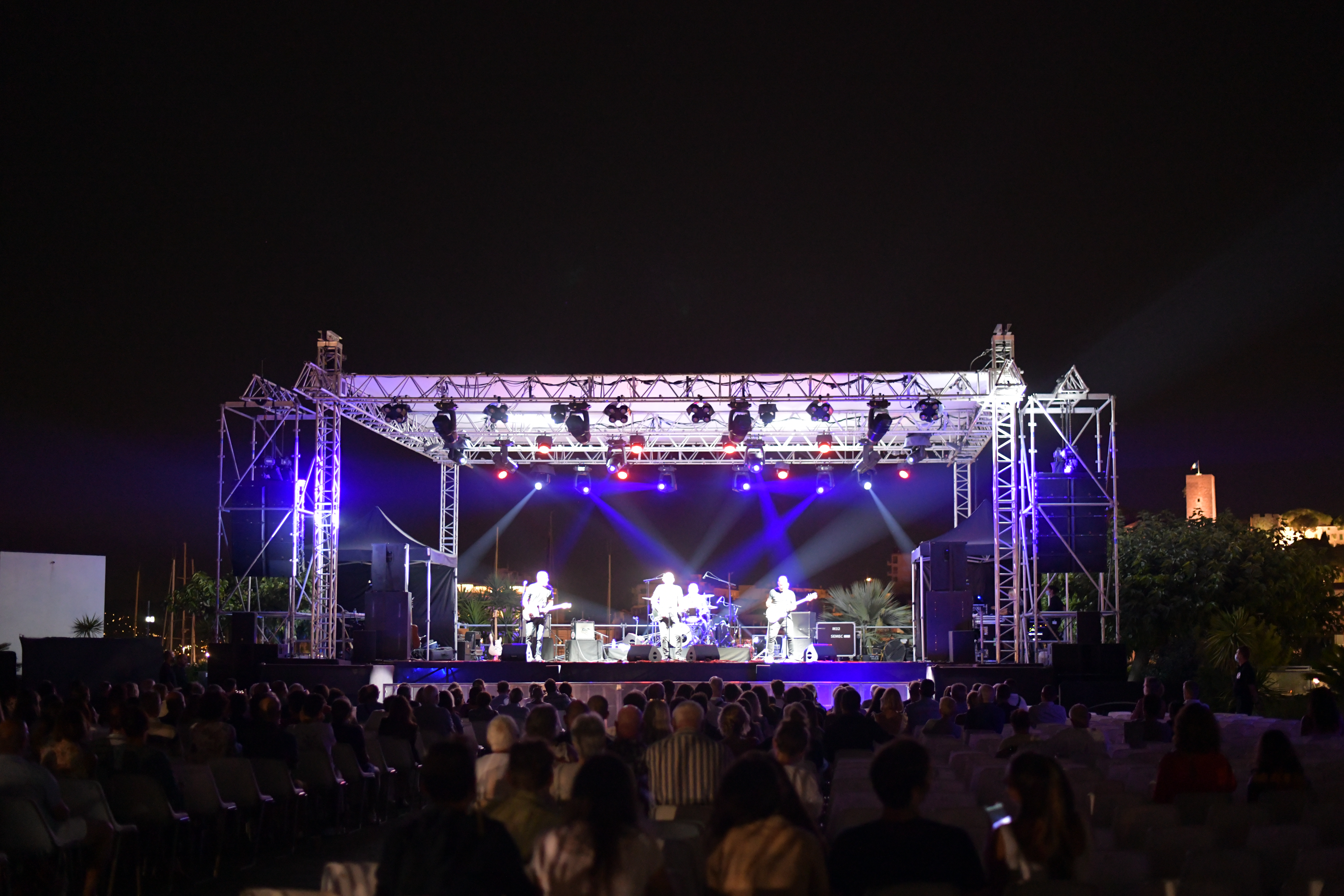 L’attribut alt de cette image est vide, son nom de fichier est DSC_8889.JPG.