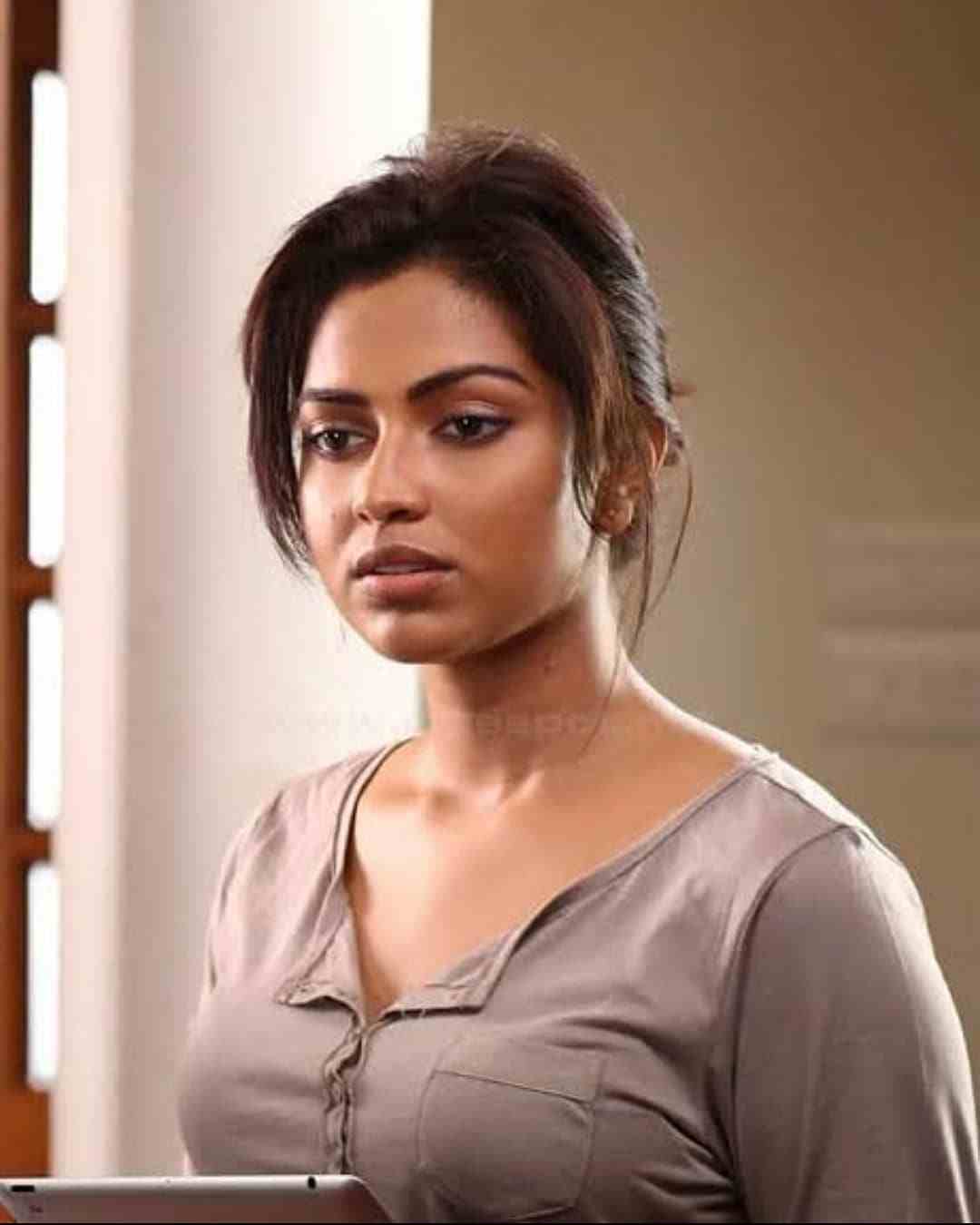 Amala Paul Actress Hot And Sexy Photo Collections