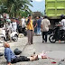 Pilu, Istri Tewas Digilas Truk, Kakek 74 Tahun di Padang Ini hanya Bisa Duduk Lemas di Jalan