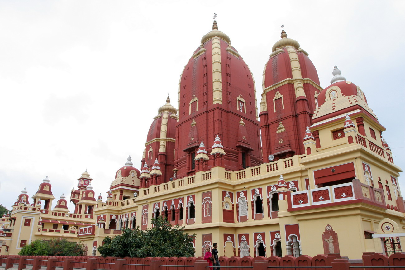 lakshmi narayan temple holi