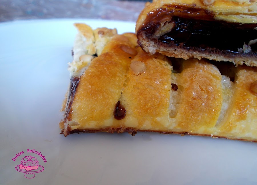 Trenza de hojaldre y nutella 
