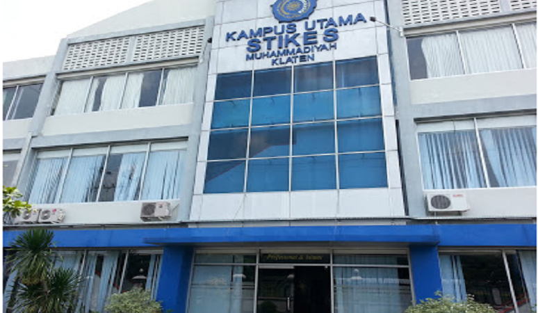 Gedung Sekolah Tinggi Ilmu Kesehatan Muhammadiyah Klaten.