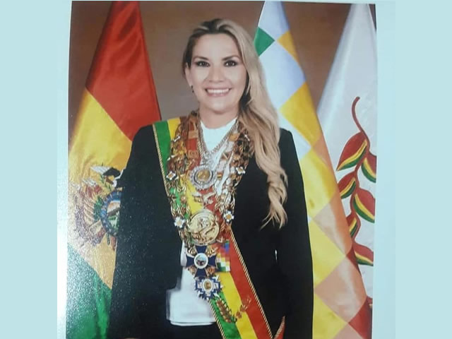 Ni usurpadora ni golpista: Mandato de Áñez es legítimo y constitucional