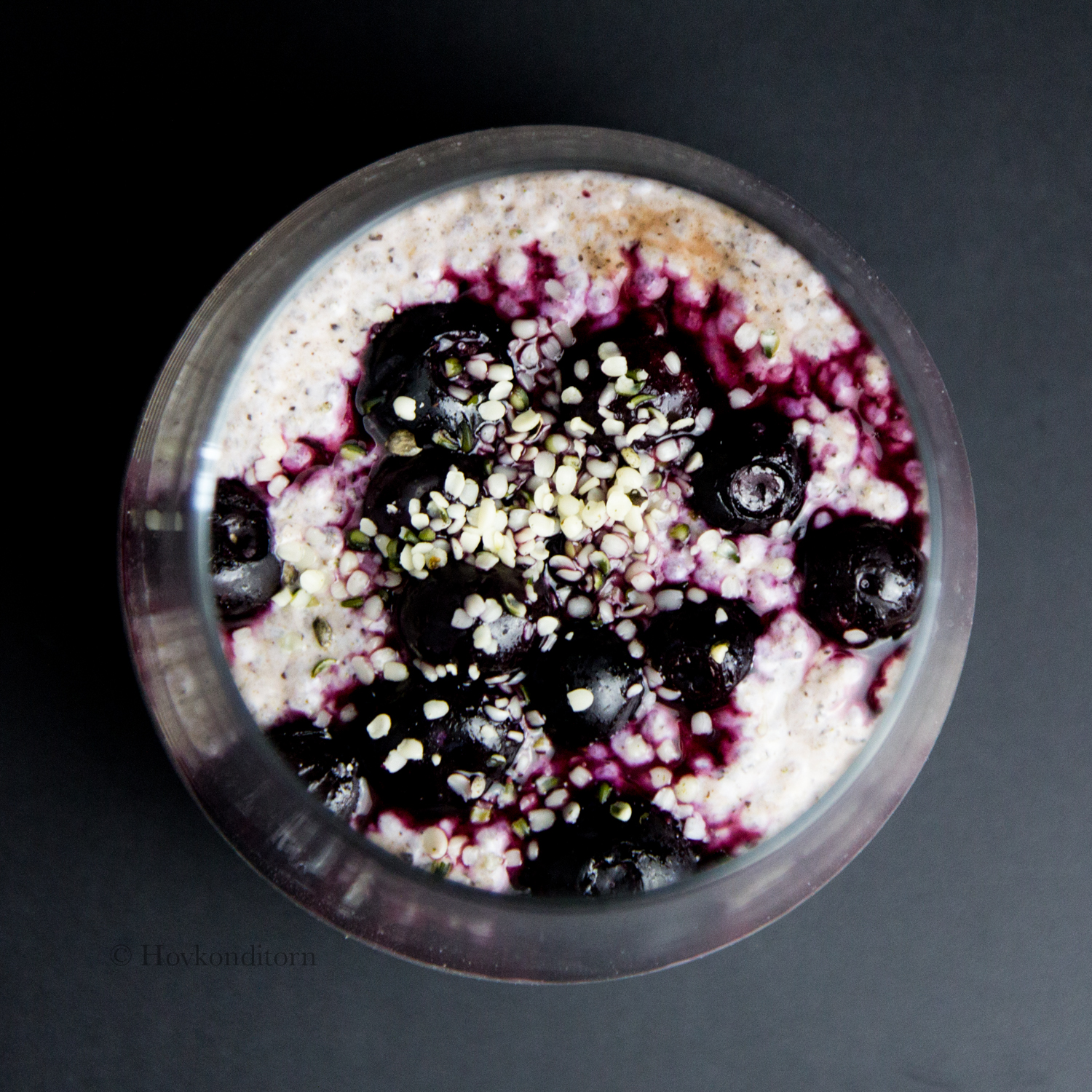 Chia Pudding with Hemp Powder