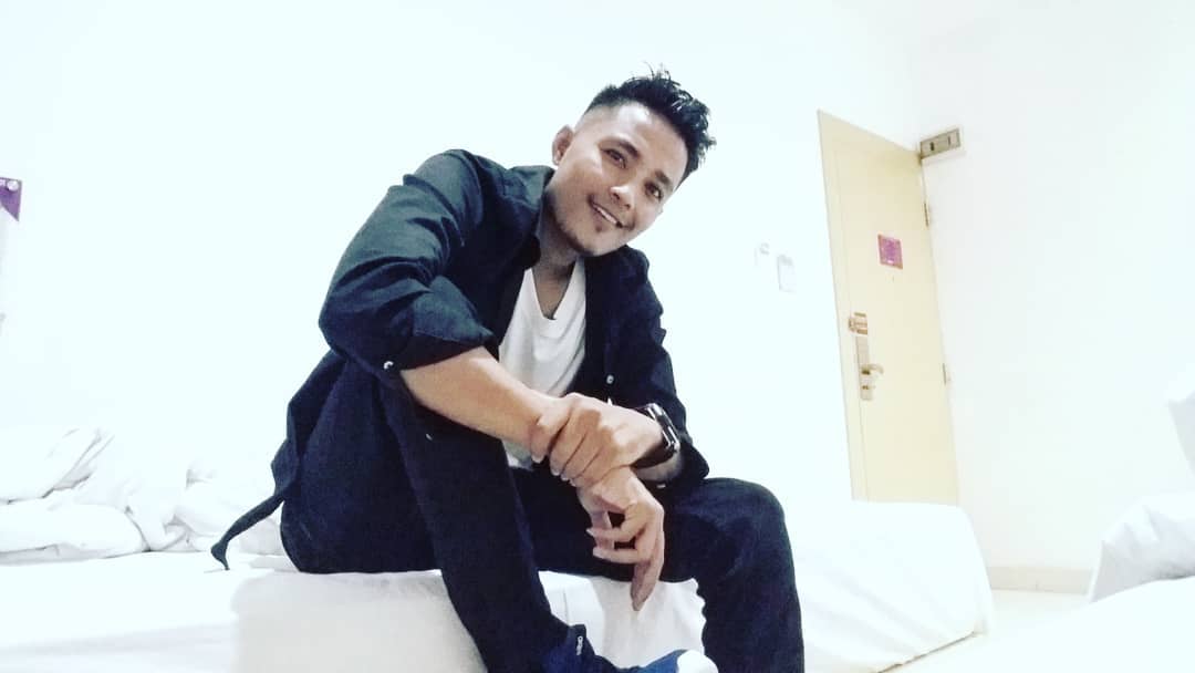 Daniel Maestro Lirik, Lagu Dan Album (Discography) | Lirikaz 09