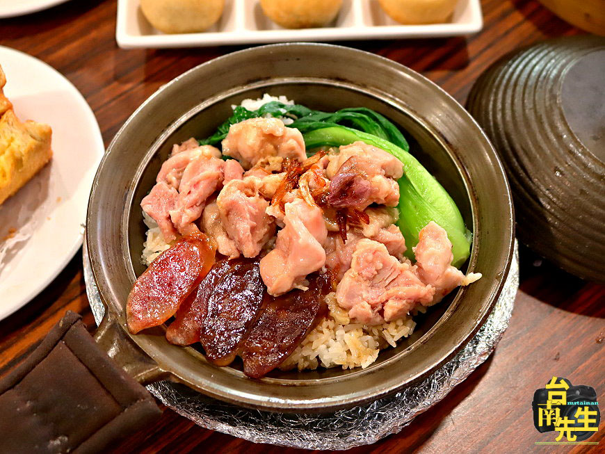 台南平價港式料理/傳承香港師傅手藝/嚴選食材手工自製/價格親民物超所值/午餐晚餐宵夜都吃得到/各式港點禮盒