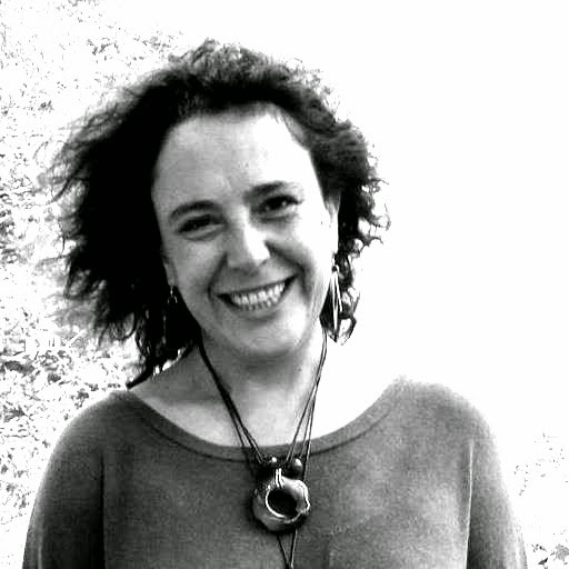 INSÓLITOS EMMA CABAL