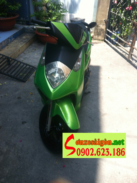 Sơn xe Honda Dylan màu xanh Z1000 cực đẹp