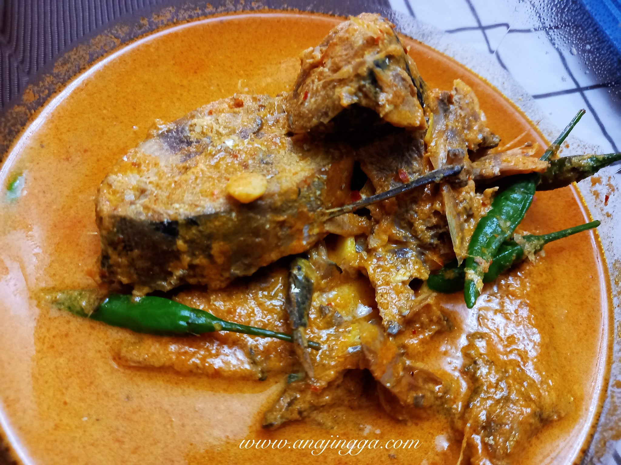 Resepi nasi dagang , gulai ikan tongkol