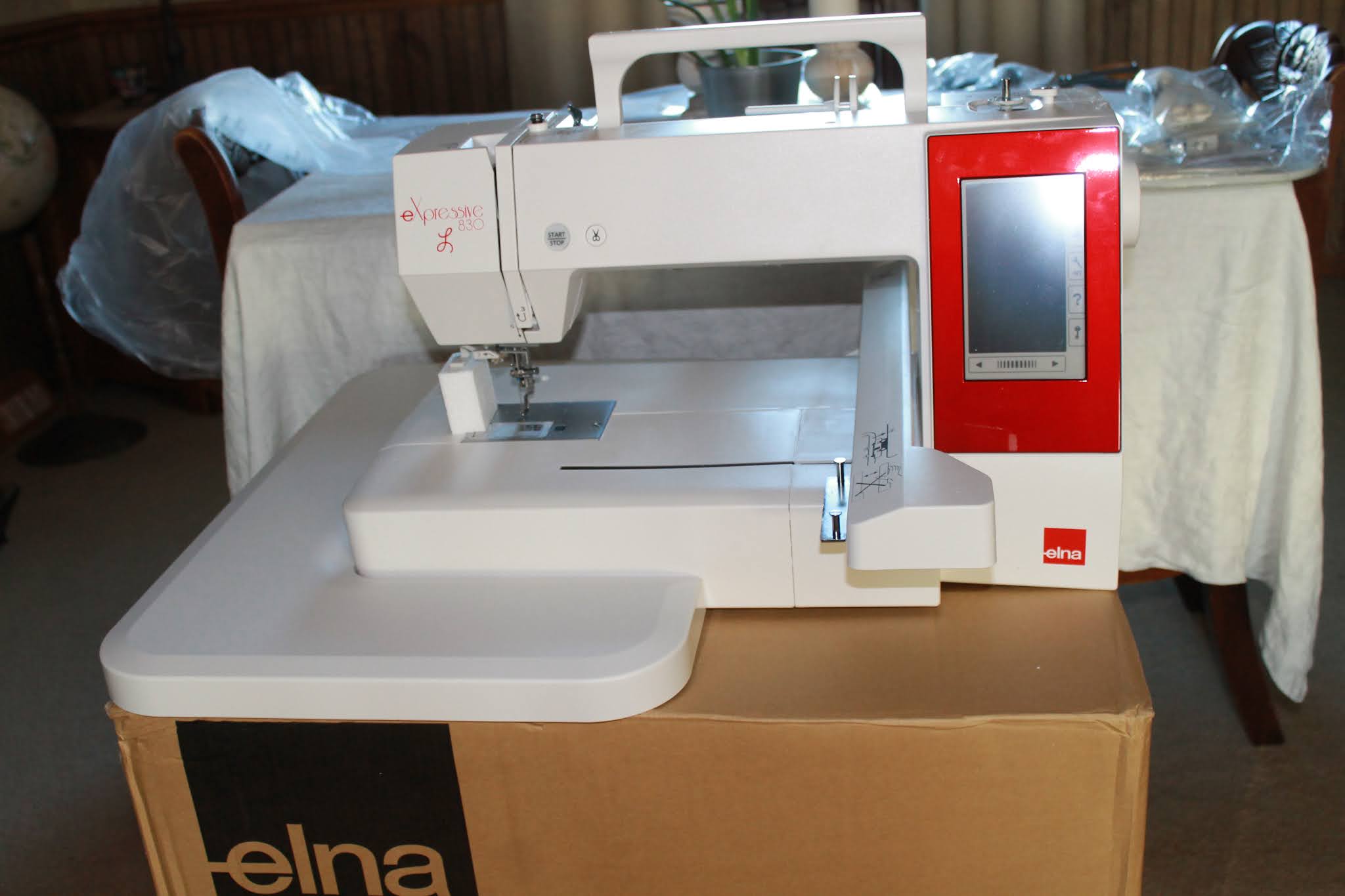 SunShine Sews... Elna Expressive 830L Embroidery Machine