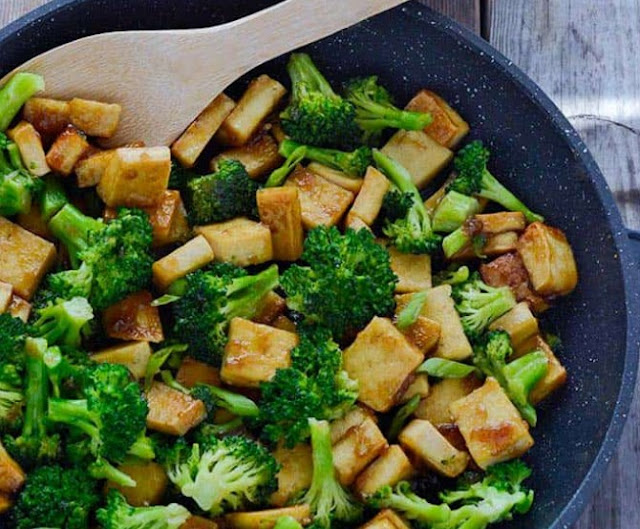 BROCCOLI TOFU STIR FRY easy vegan