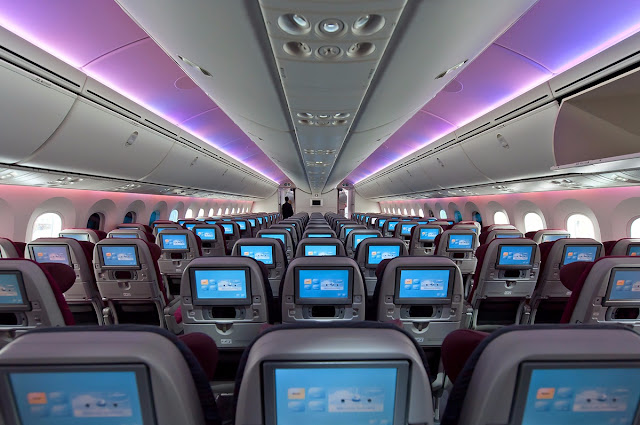 qatar boeing 787 economy class