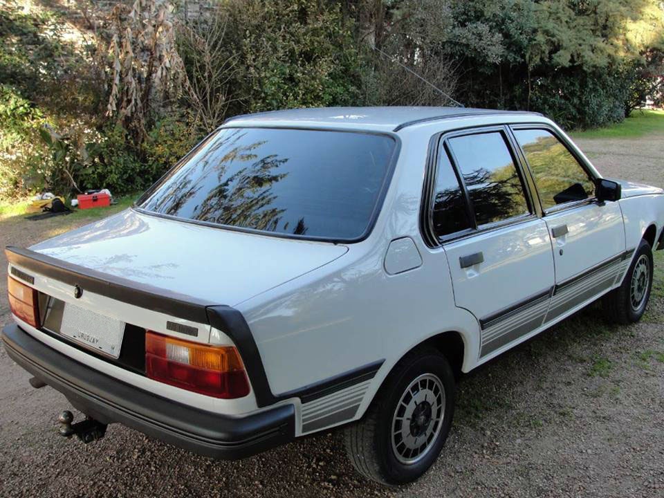 Renault 18. Рено 18. Рено 18 Американ 1983 года бензин. Рено 18 84 ООД. Рено 18 седан.