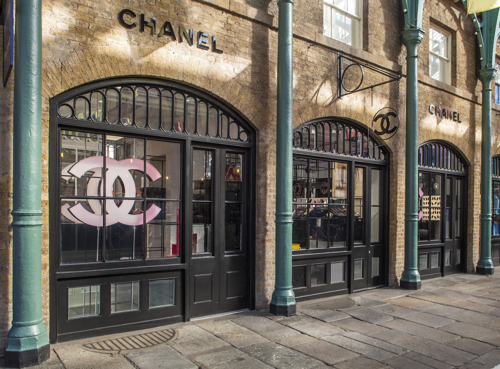 chanel pop up store