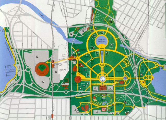 Queens Crap: Proposal to gate entrances to FMCP at night