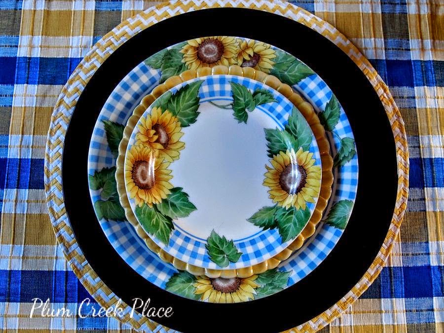 Sunflower tablescape, Corelle Sunsation, Corelle sunflower plates, yellow and blue tablescape. Sunflower tablescape, Corelle Sunsation, Corelle sunflower plates