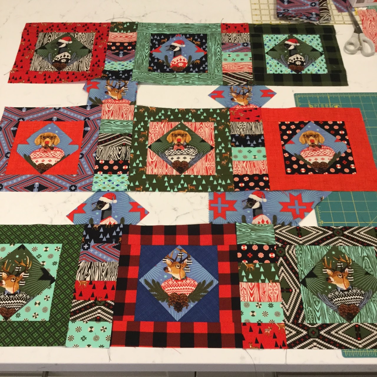 Wendy's Quilts and More: Bloggers' Quilt Festival 2017 - Holiday Homies