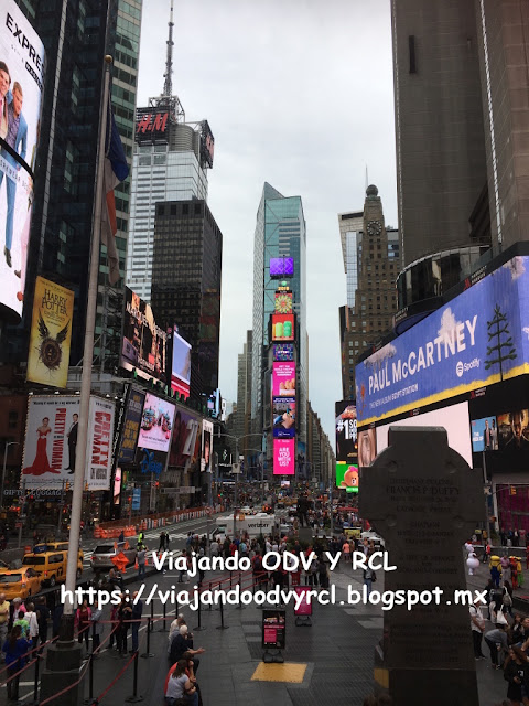 Que hacer, a donde ir, que visitar en Nueva York. Times Square