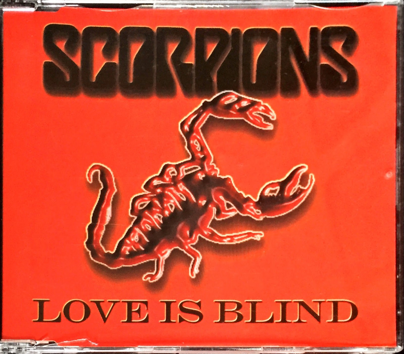 Scorpions flac. Scorpions синглы. Scorpions обложки альбомов. Группа Scorpions 1999 фото. Обложки альбомов скорпионс оригинальные.