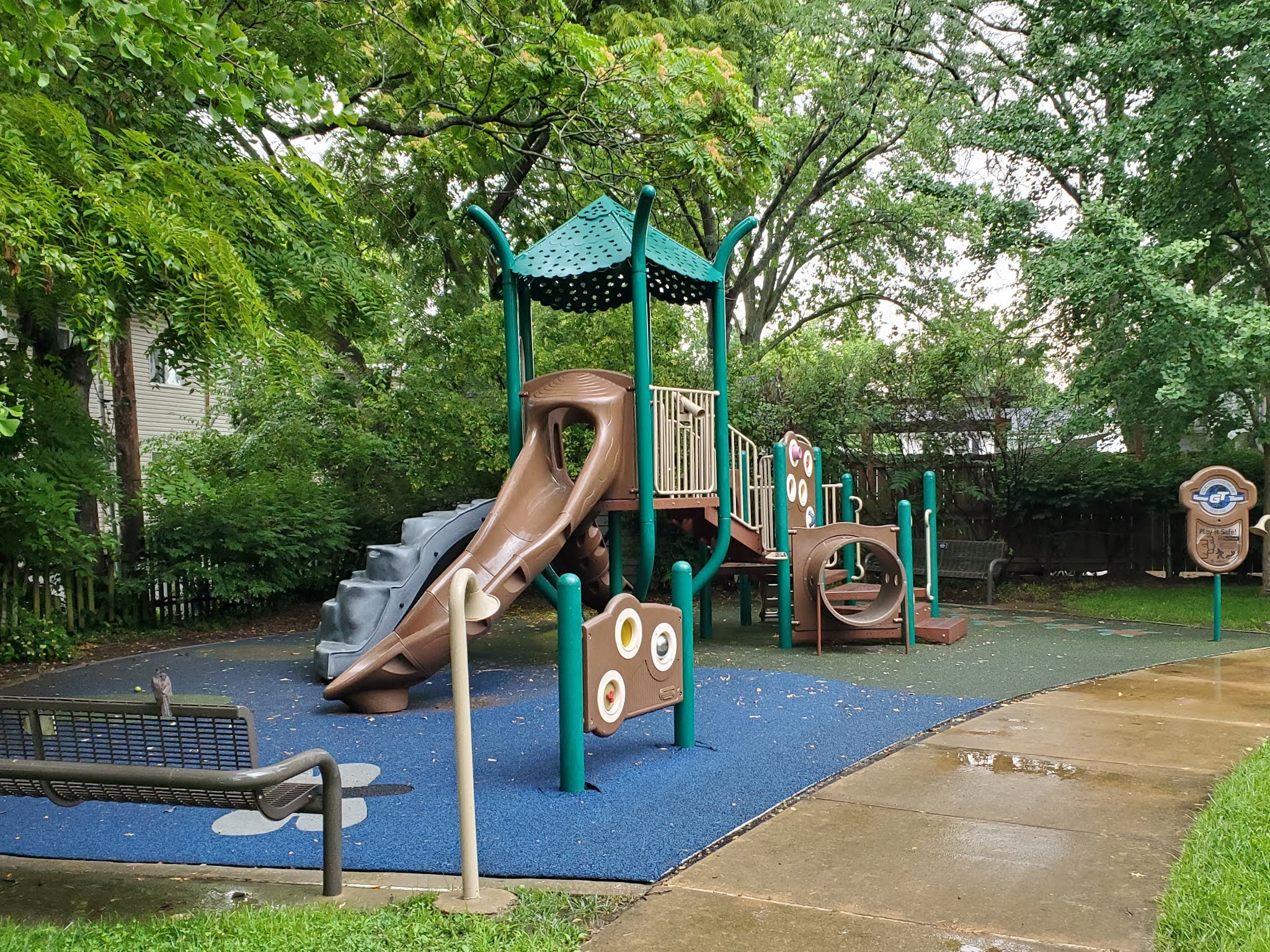 Play St. Louis Walker Park, Kirkwood