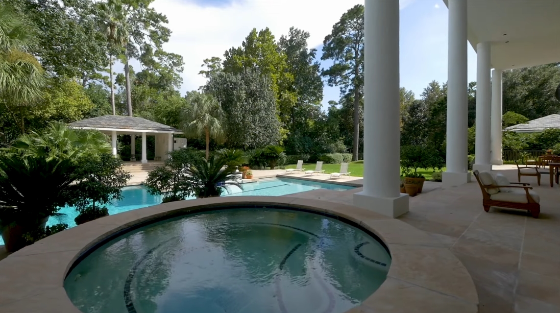 38 Interior Design Photos vs. 324 Buckingham Dr, Houston, TX Luxury Mansion Tour