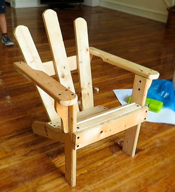 Silla Infantil Adirondack | Piense algo y sienta hondo