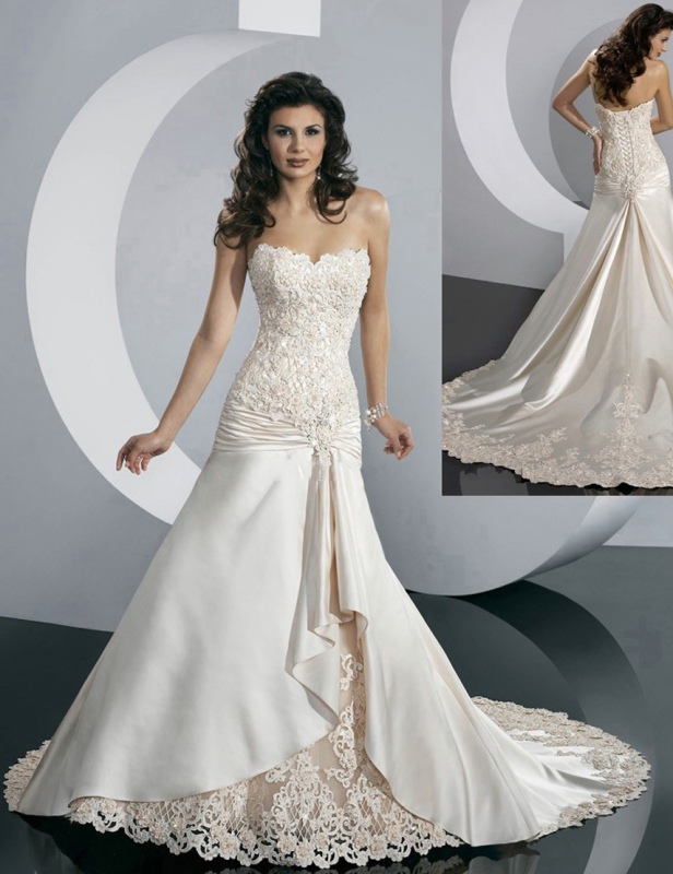 White Lace Strapless Wedding Dress
