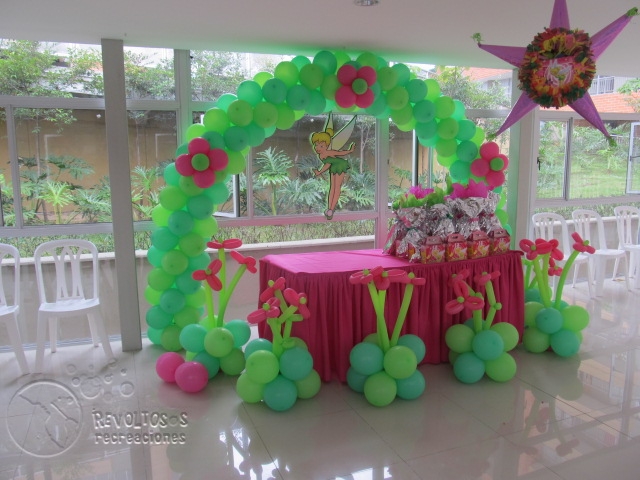 DECORACION CON GLOBOS DE CAMPANITA - Revoltosos Recreaciones