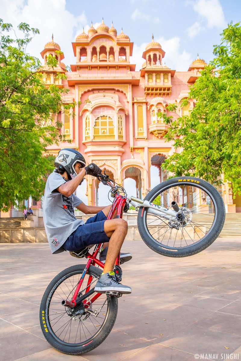 Shot some Bicycle Stunts with Shevi Naruka at Patrika Gate, Jawahar Circle, Jaipur