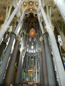 interior da Sagrada Família, Barcelona