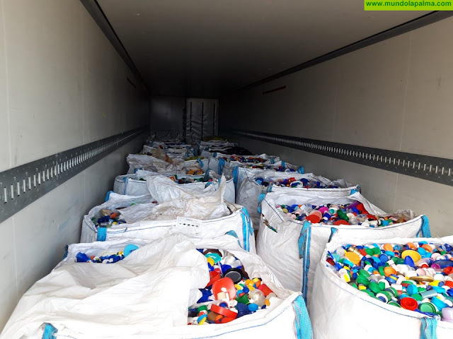 Fundación Isonorterecoge y gestiona más de cuatro toneladas de tapones de plástico solidarios en La Palma