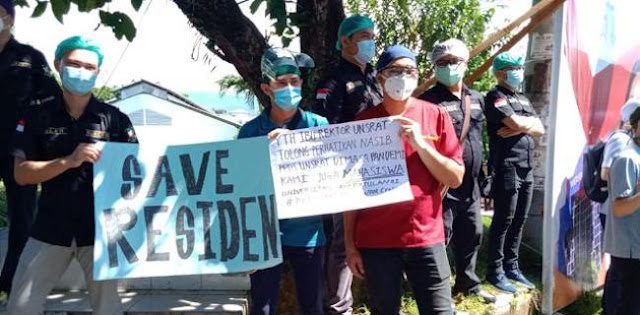 Dokter Residen Istirahat Sebatas Puncak Gunung Es Semrawutnya Penanganan Covid-19 Dokter Residen Istirahat Sebatas Puncak Gunung Es Semrawutnya Penanganan Covid-19