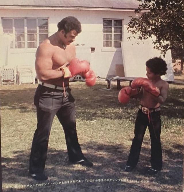 Rare and Adorable Photos of Dwayne “The Rock” Johnson With His Father