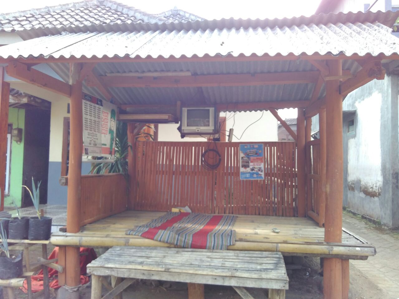Pos Kamling Di Setiap Rt Belung Buntaran