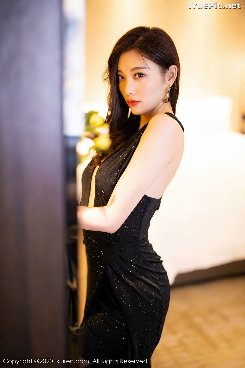 Image XIUREN No.2616 - Chinese Model - Yang Chen Chen (杨晨晨sugar) - Sexy Dark Lady - TruePic.net - Picture-62